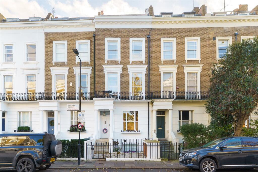 3 bedroom apartment for sale in Artesian Road, Notting Hill, London, W2